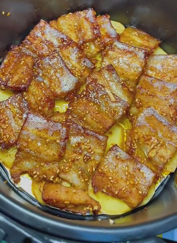 Cook The Pork Belly In The Air Fryer