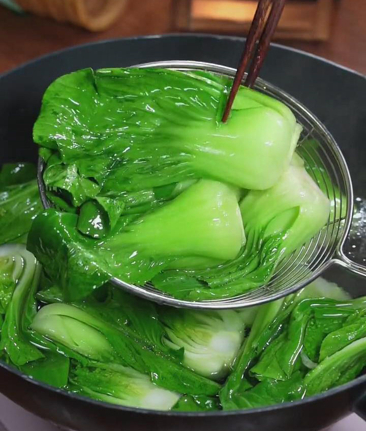 Take out the bok choy and drain