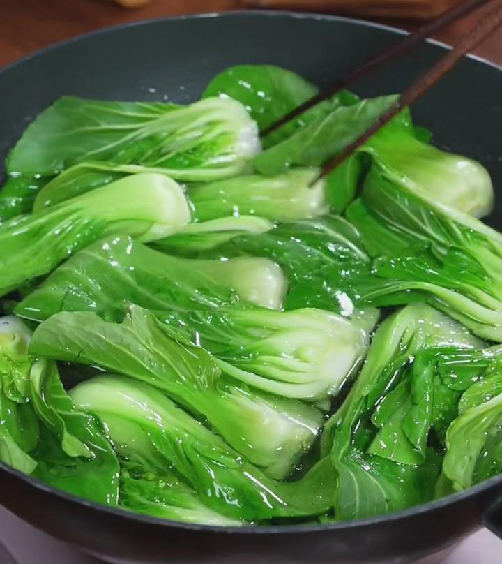 add the bok choy and boil for 30 seconds