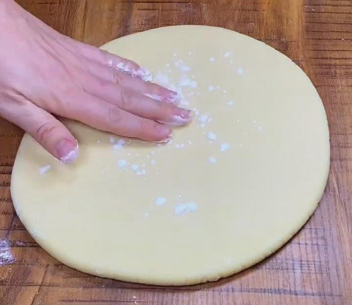 dust it with cornstarch for rolling