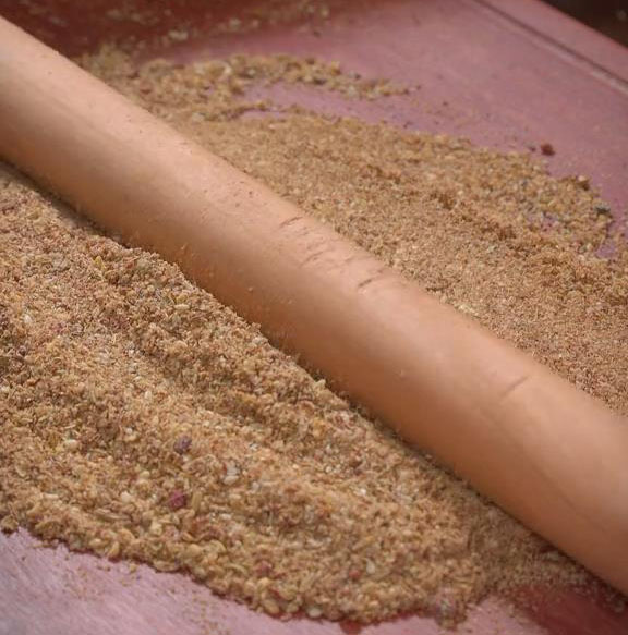use a rolling pin to grind it into a fine powder2