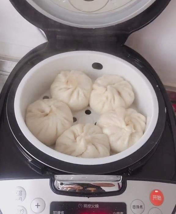 Steam Buns With A Rice Cooker