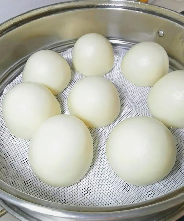 Egg Custard Buns after steaming