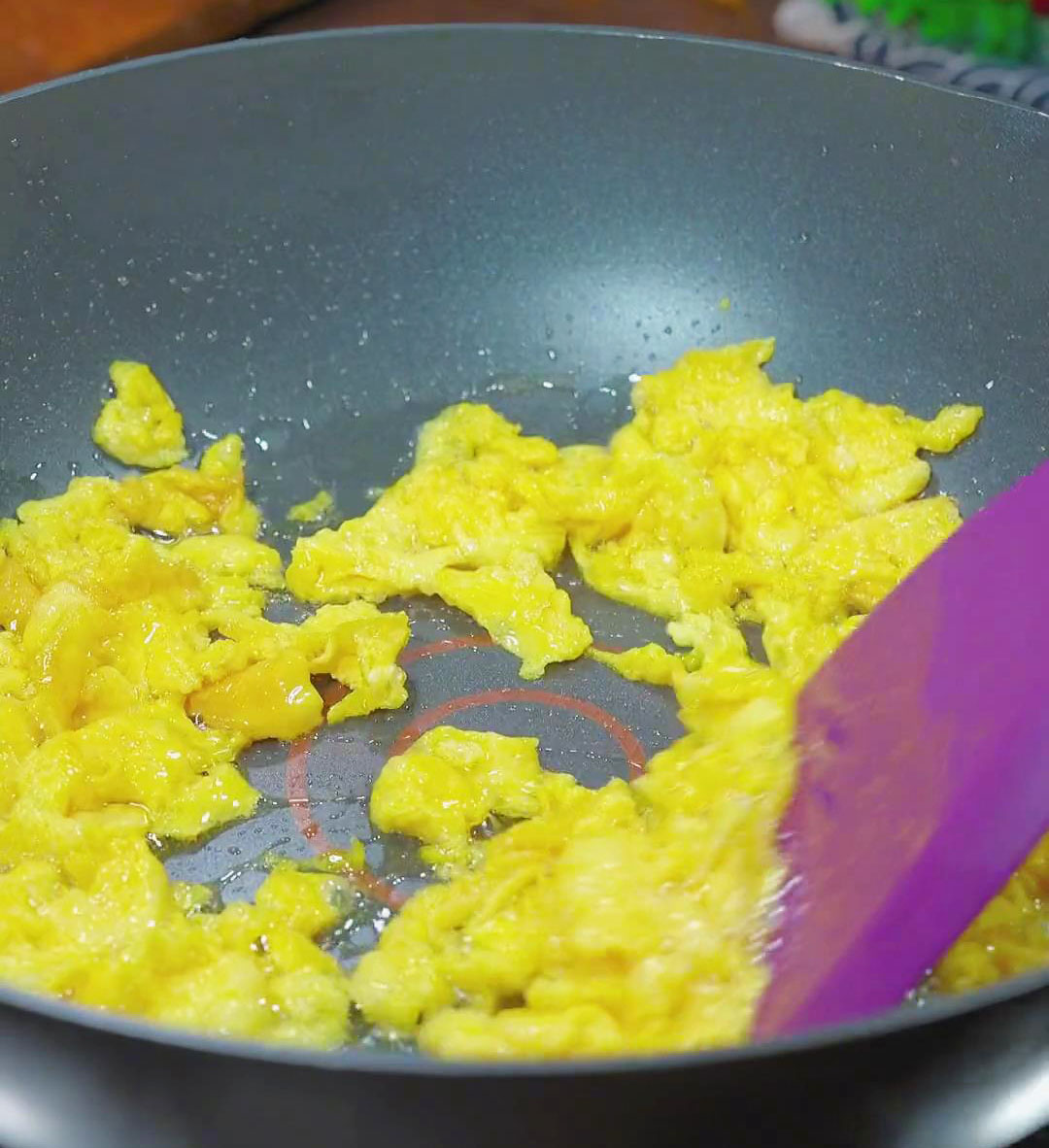cook the eggs until fluffy