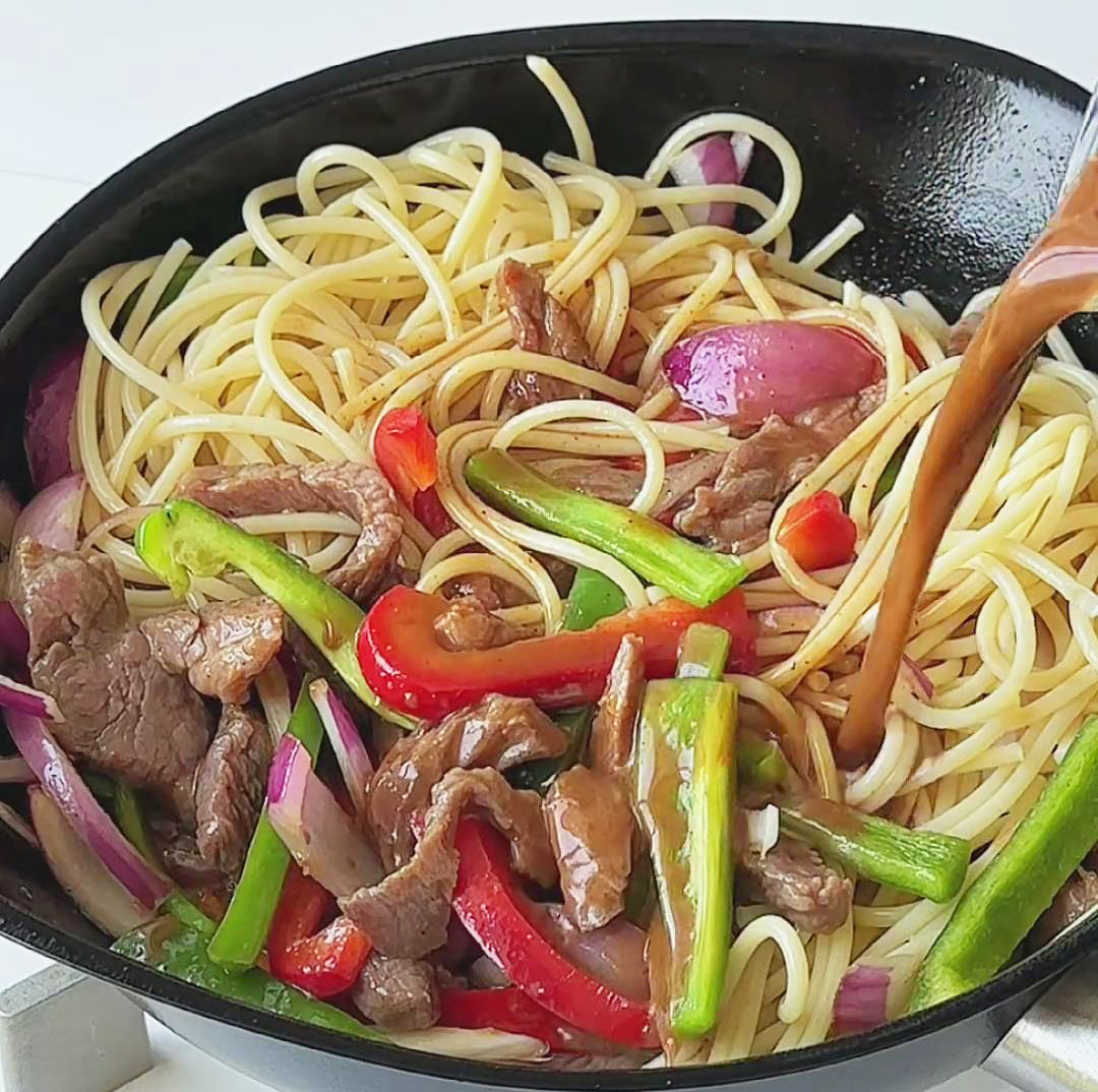 Stir Fried Spaghetti Noodles With Soy Sauce Kitchen Mis Adventures Stir Fried Spaghetti Noodles With Soy Sauce Kitchen Mis Adventures