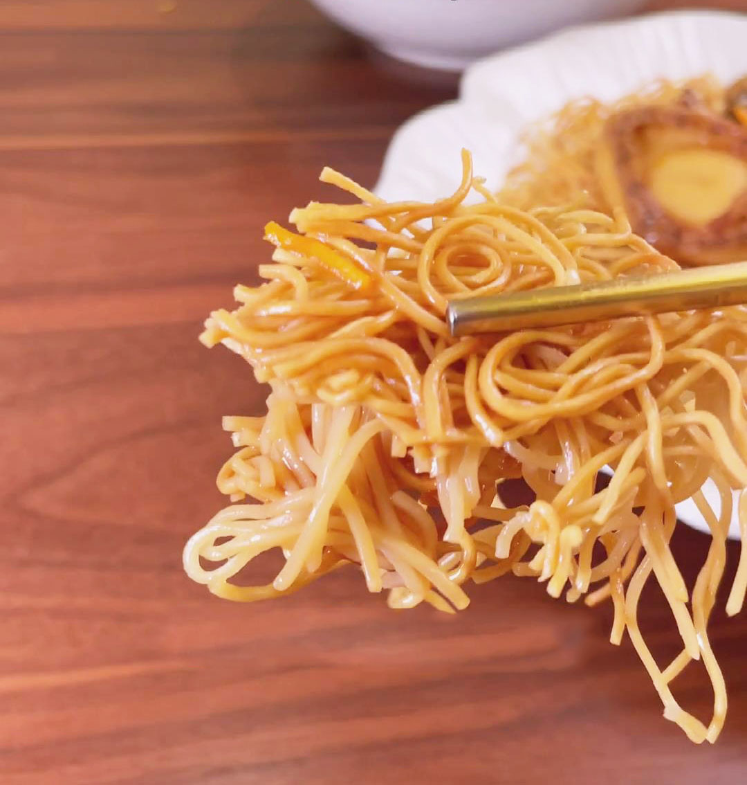 hong kong style pan fried noodles3