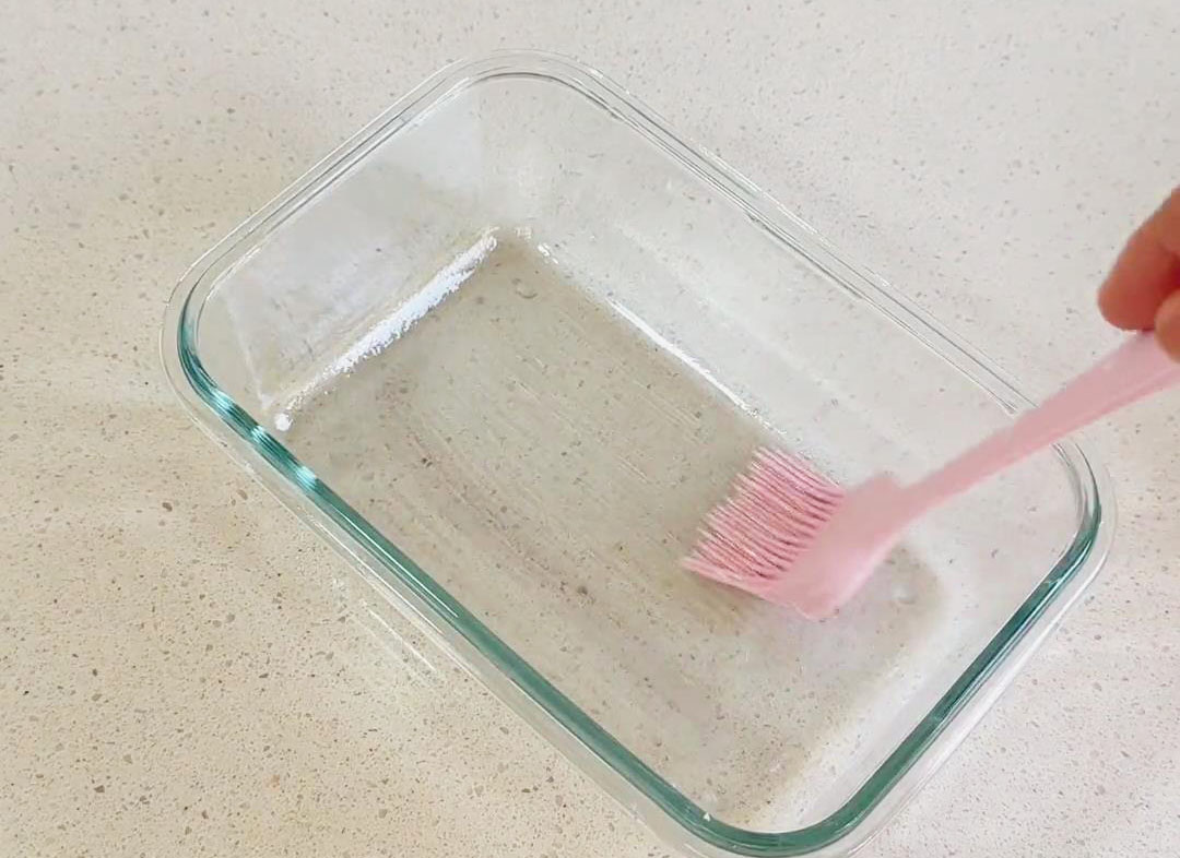 Brush your chosen mold with oil
