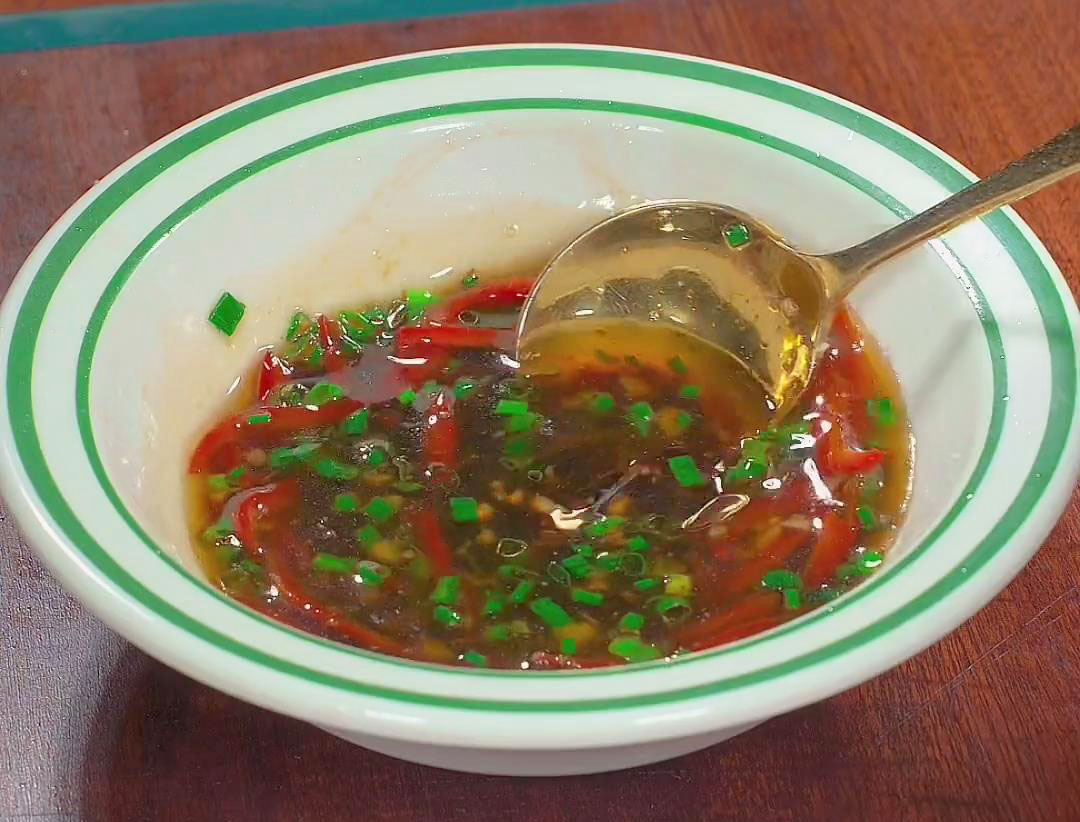 Stir well the sauce for okra