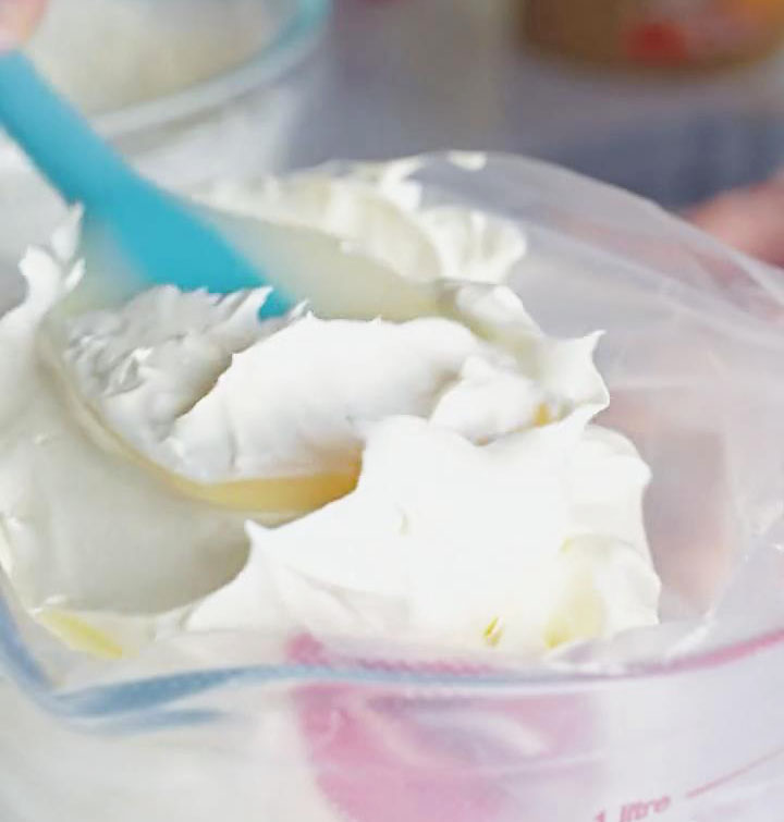 Transfer the whipped cream mixture into a piping bag