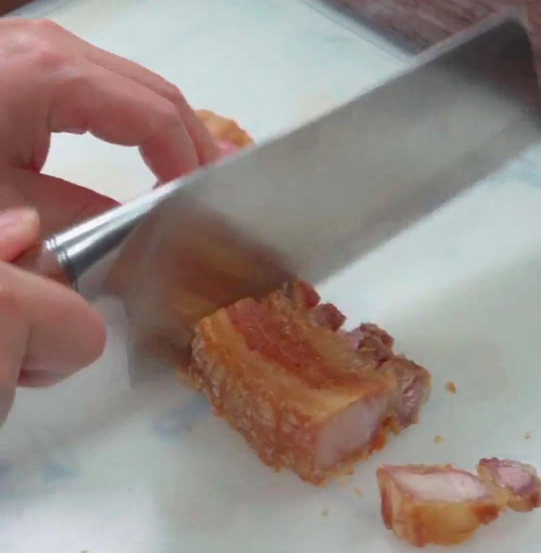 chop the pork belly into small pieces