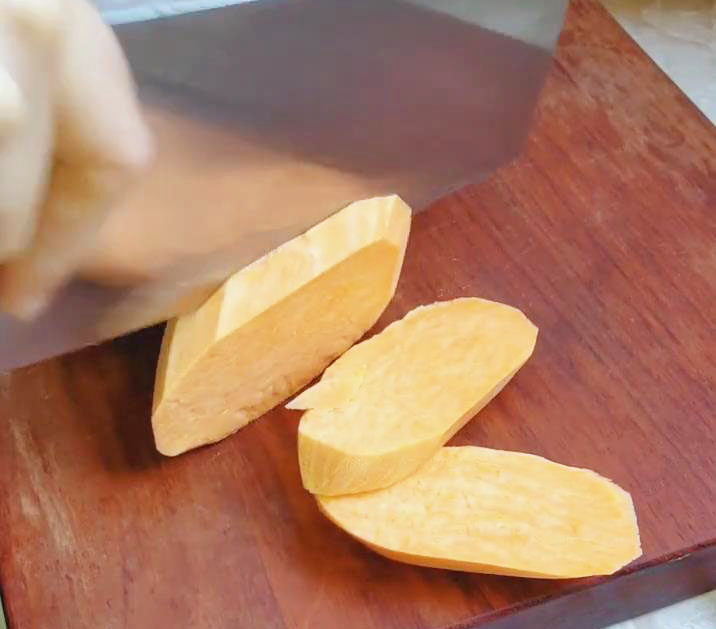 cut sweet potatoes into slices