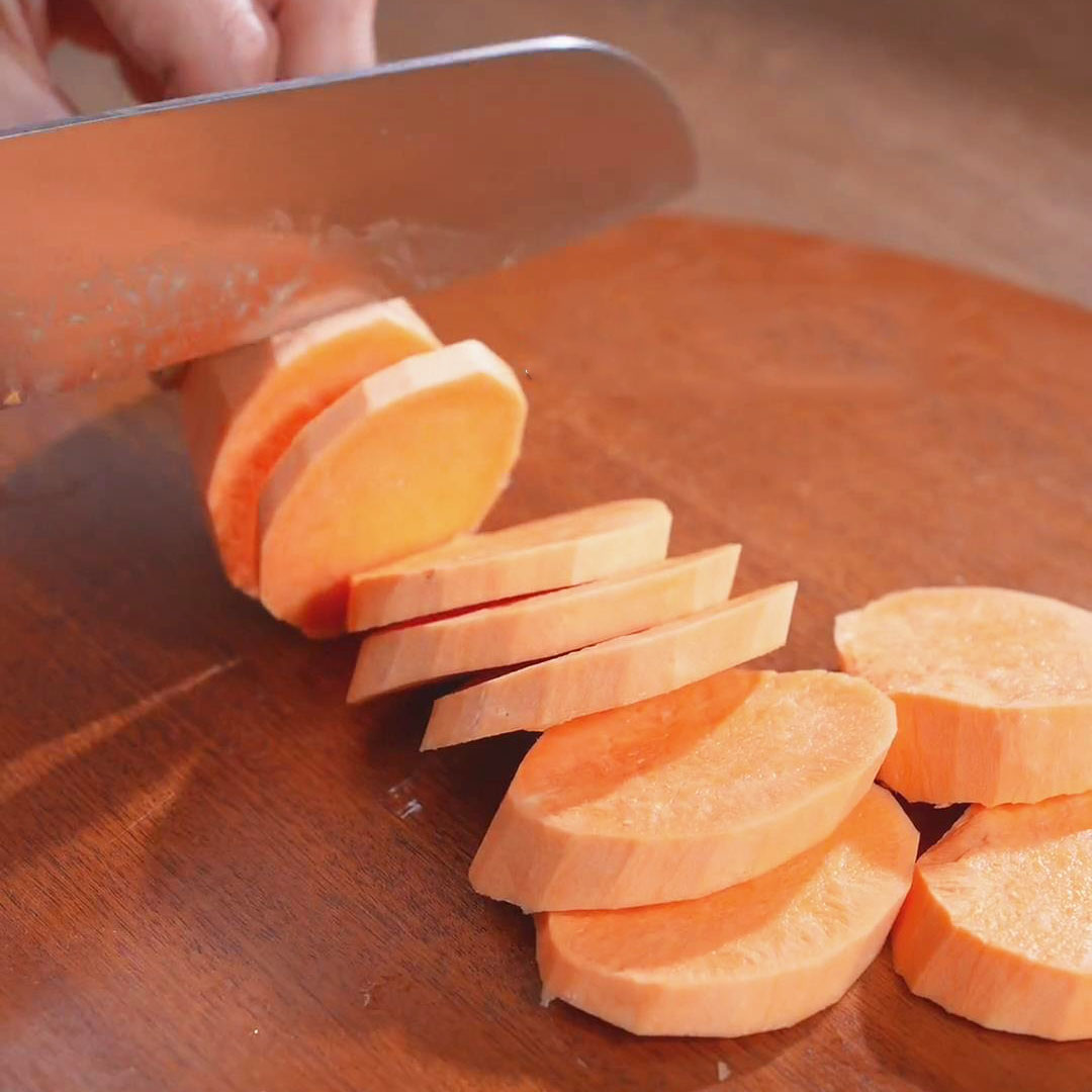 cut the sweet potatoes into thin slices