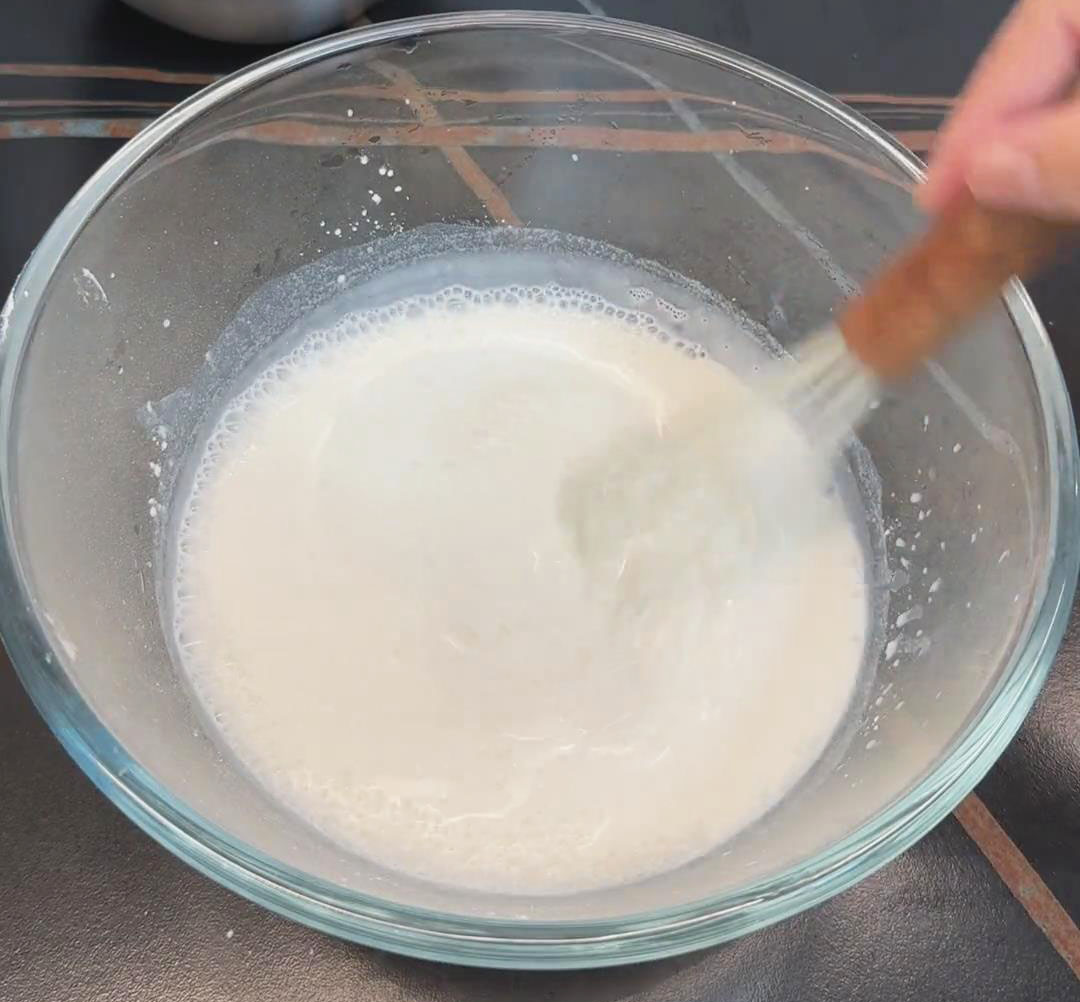 mix tapioca starch, cornstarch, rice flour, sugar, and coconut milk to prepare the coconut layer