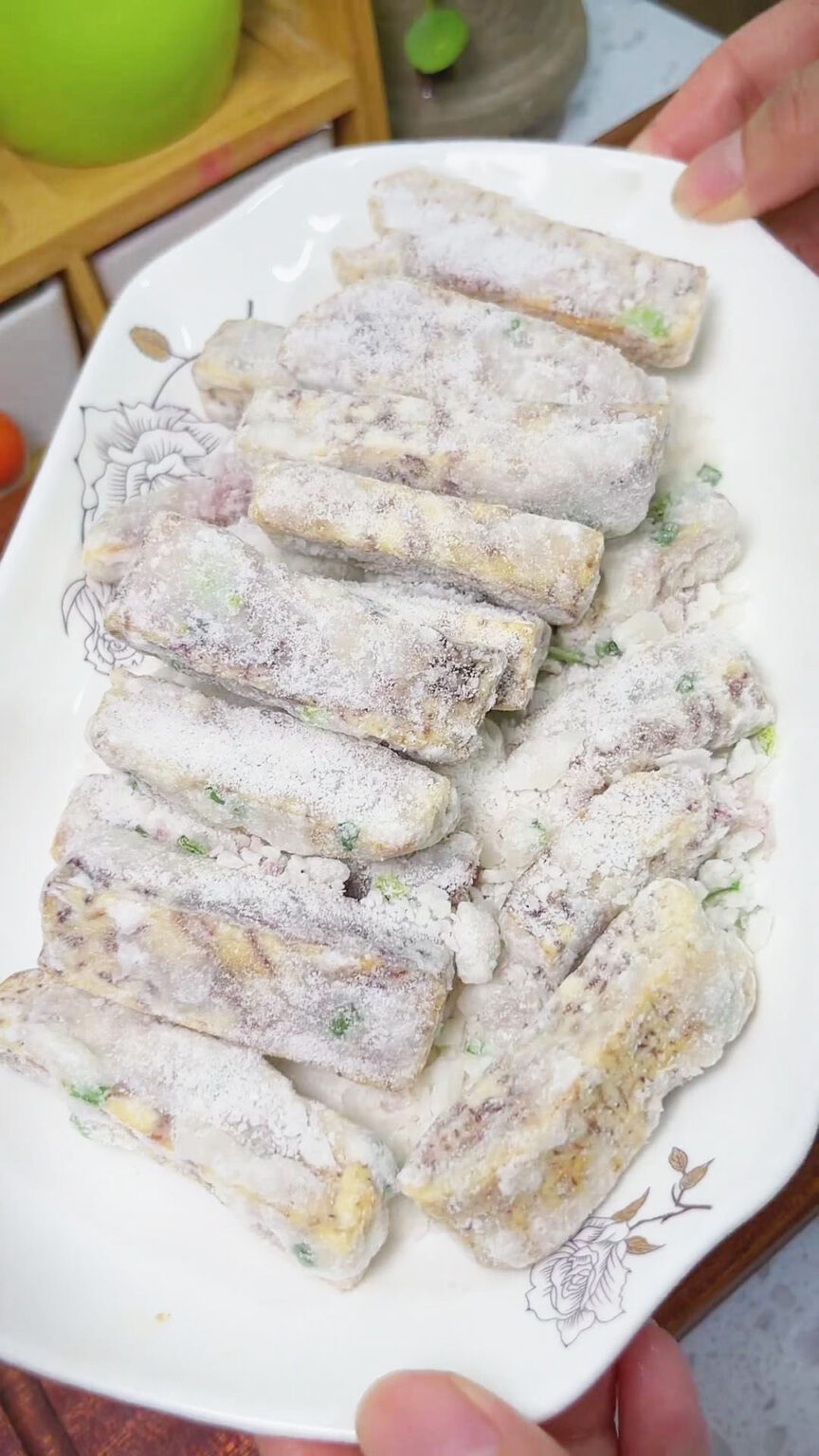 Deep-Fried Sugared Taro Recipe - Kitchen (Mis)Adventures