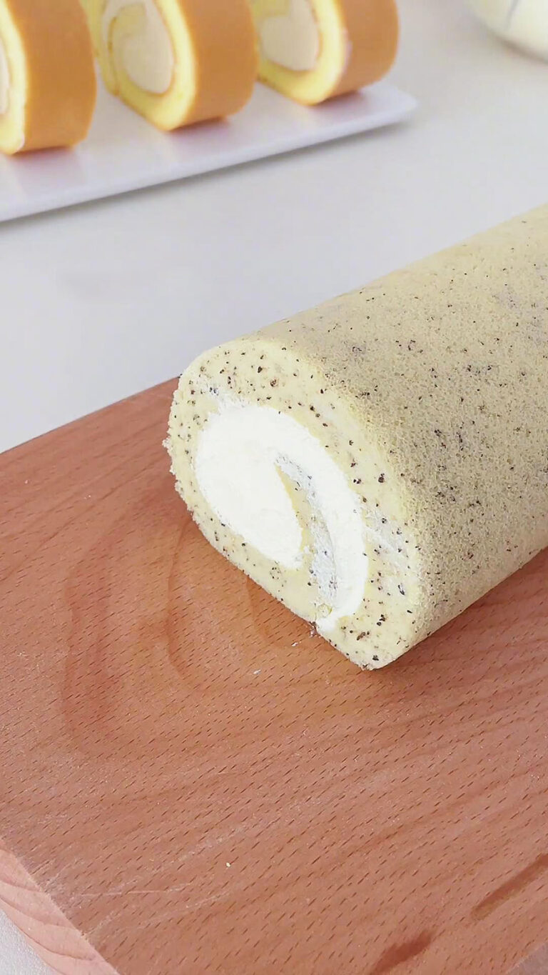 Light & Creamy Swiss Roll Recipe (Plain & Black Tea Flavors) - Kitchen ...