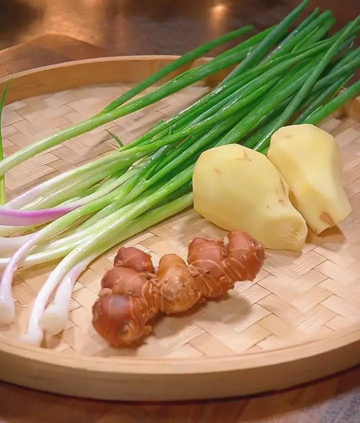 Ingredients for Ginger Scallion Sauce