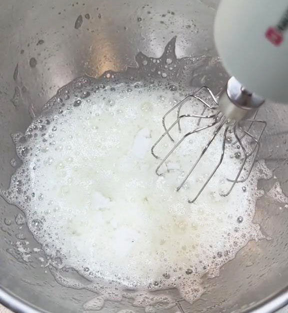 make the egg white mixture